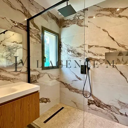 Giuliana Paisible & Spacieuse Villa Aregno