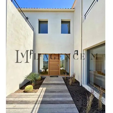 Giuliana Paisible & Spacieuse Villa