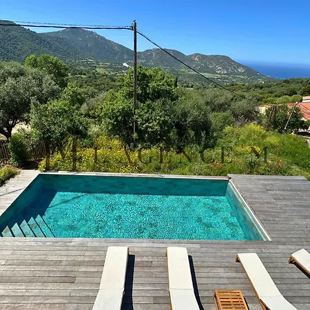 Giuliana - D'architecte Contemporaine Avec Piscine En Pierres De Bali Et Vue Villa Aregno