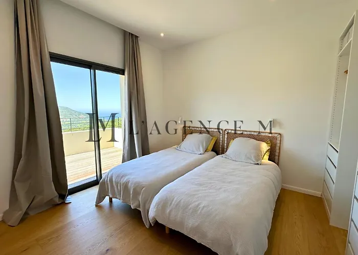 Villa Giuliana D'architecte Avec Piscine Et Vue Aregno