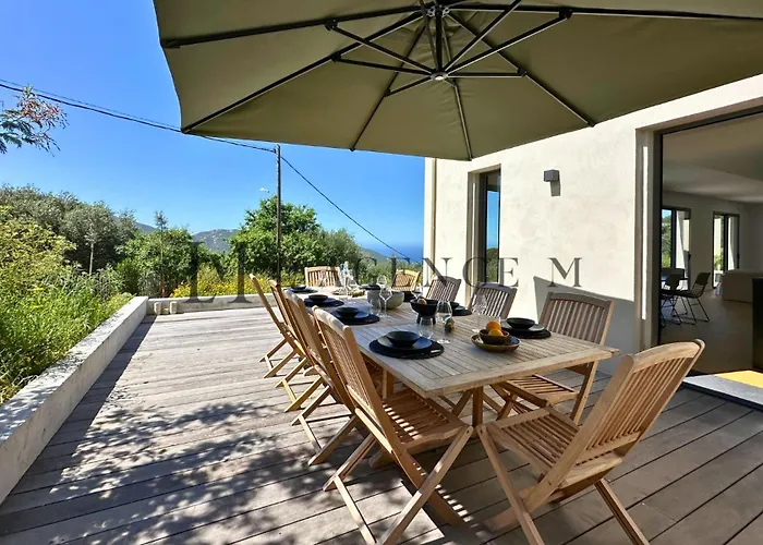 Villa Giuliana D'architecte Avec Piscine Et Vue Aregno